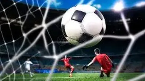 曼联新援多古诚谈判罚争议：深度解析裁判判罚失误